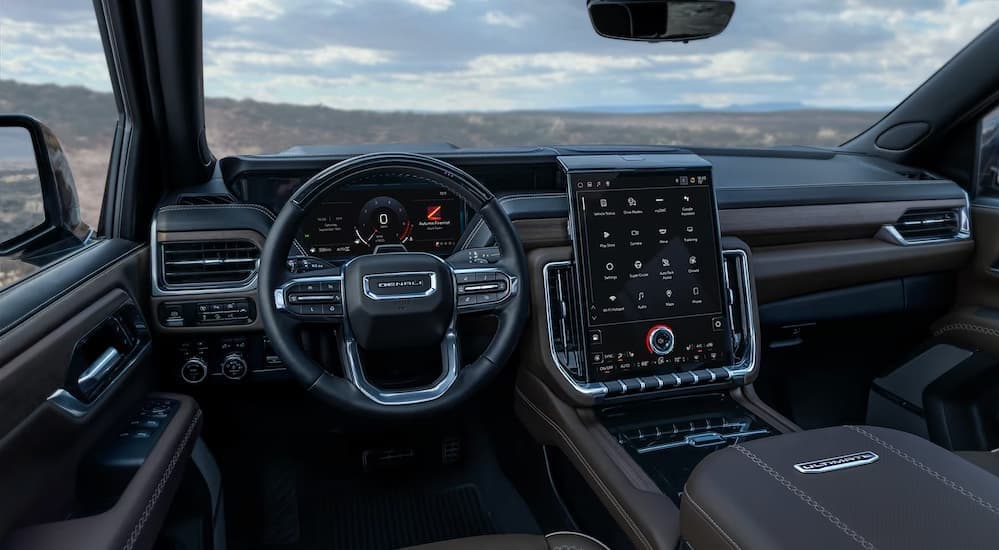 The black dash in a 2025 GMC Yukon XL.