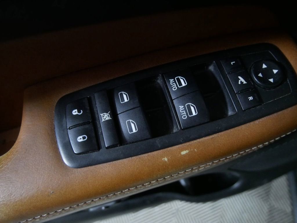 2013 Jeep Grand Cherokee Overland Summit