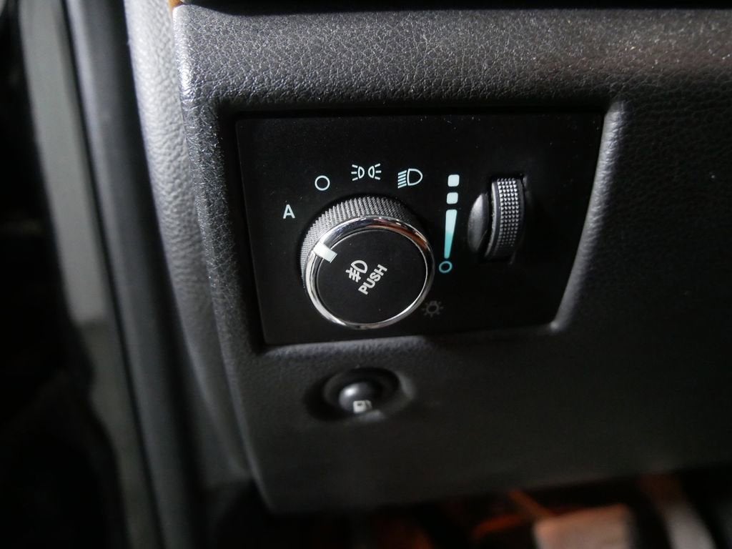 2013 Jeep Grand Cherokee Overland Summit