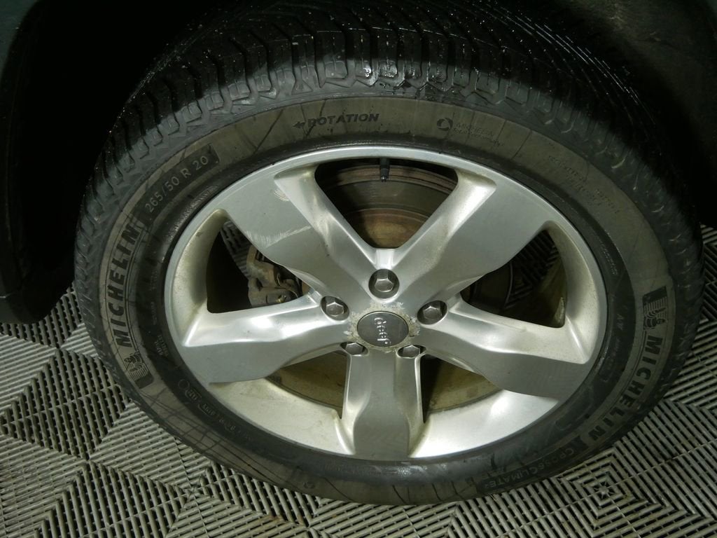 2013 Jeep Grand Cherokee Overland Summit