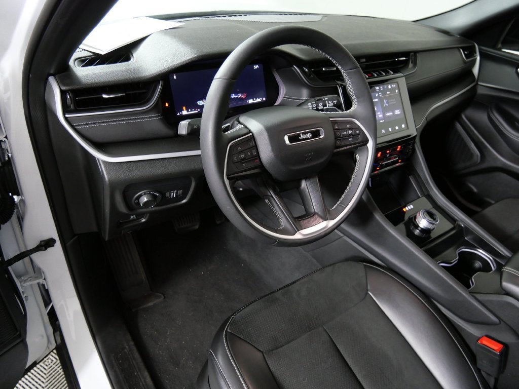 2025 Jeep Grand Cherokee Altitude 4x4