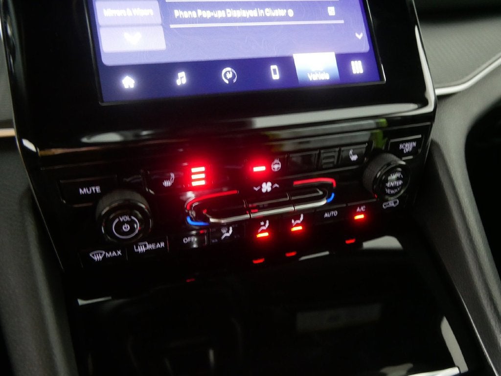 2025 Jeep Grand Cherokee Altitude 4x4