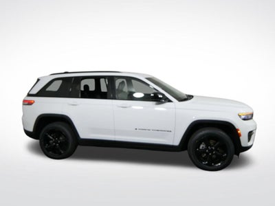 2023 Jeep Grand Cherokee Altitude 4x4