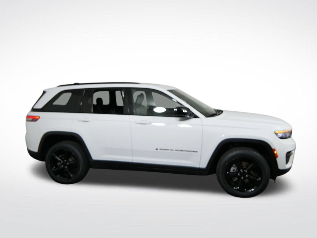2023 Jeep Grand Cherokee Altitude 4x4