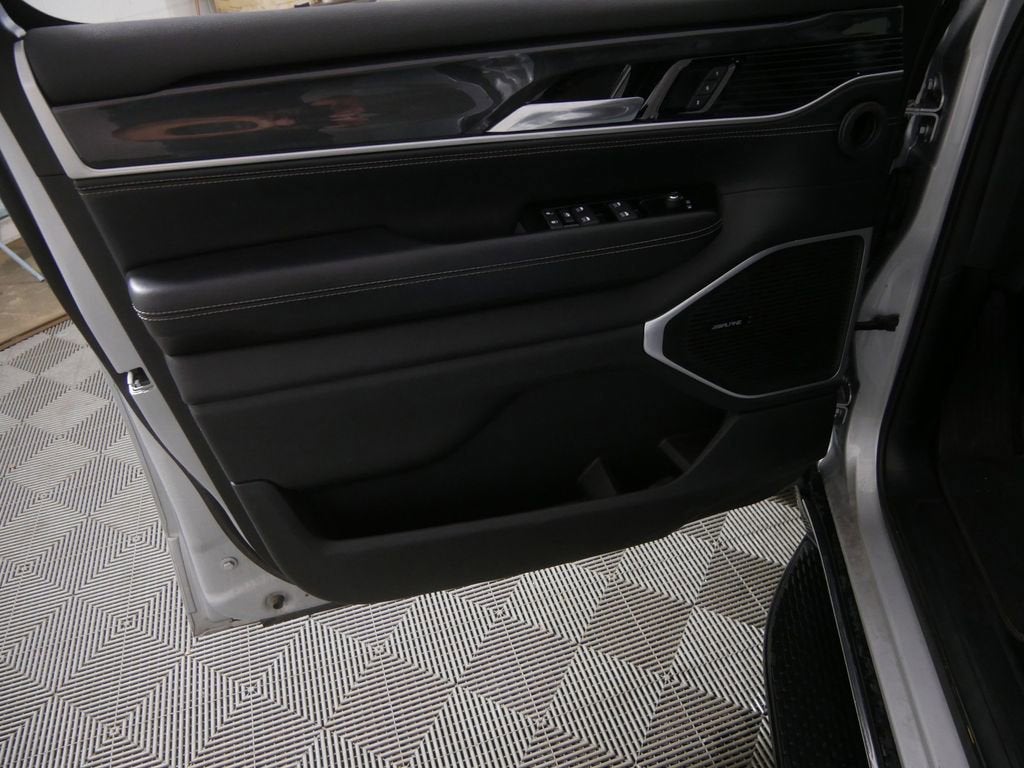 2022 Jeep Wagoneer Series I 4x2