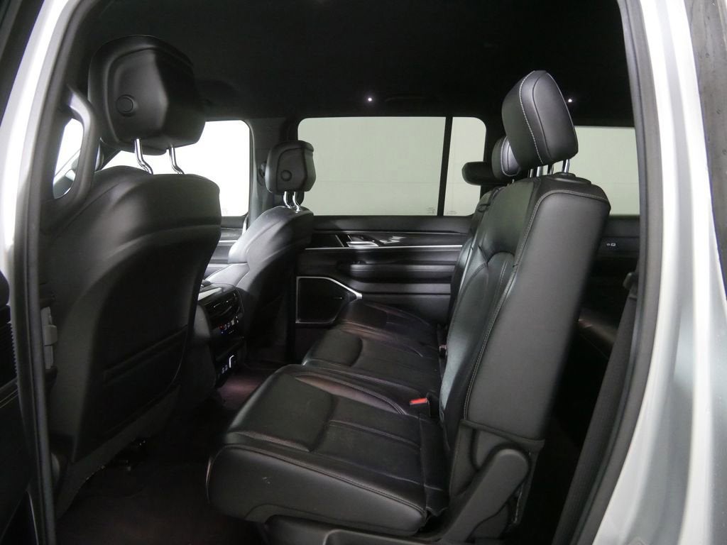 2022 Jeep Wagoneer Series I 4x2