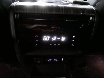 2022 Jeep Wagoneer Series III 4x4