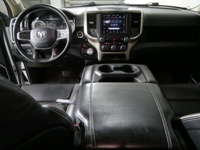 2020 RAM 1500 Laramie Quad Cab 4x4 6'4" Box