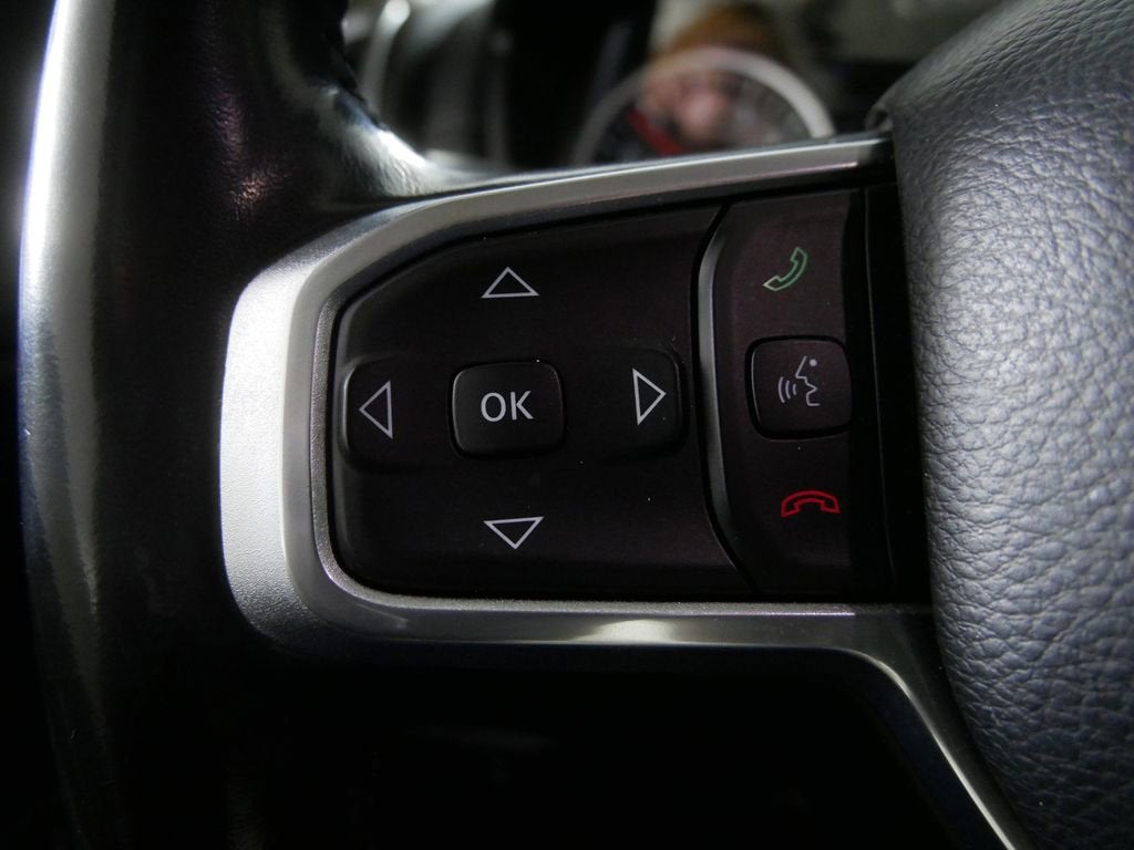 2020 RAM 1500 Laramie Quad Cab 4x4 6'4" Box