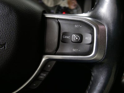 2020 RAM 1500 Laramie Quad Cab 4x4 6'4" Box