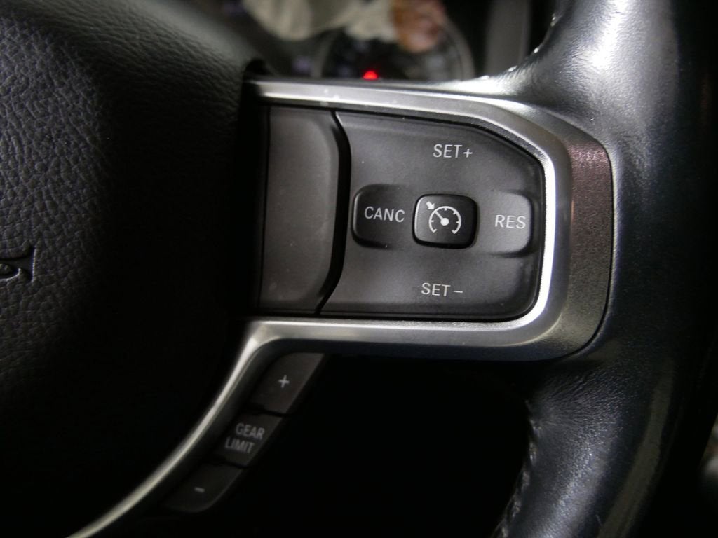 2020 RAM 1500 Laramie Quad Cab 4x4 6'4" Box