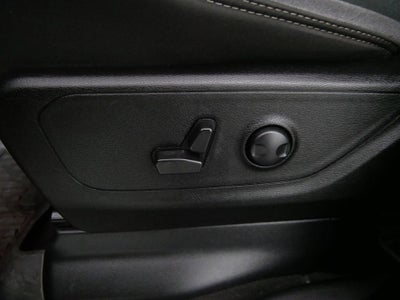 2023 RAM 1500 Big Horn Crew Cab 4x4 5'7" Box