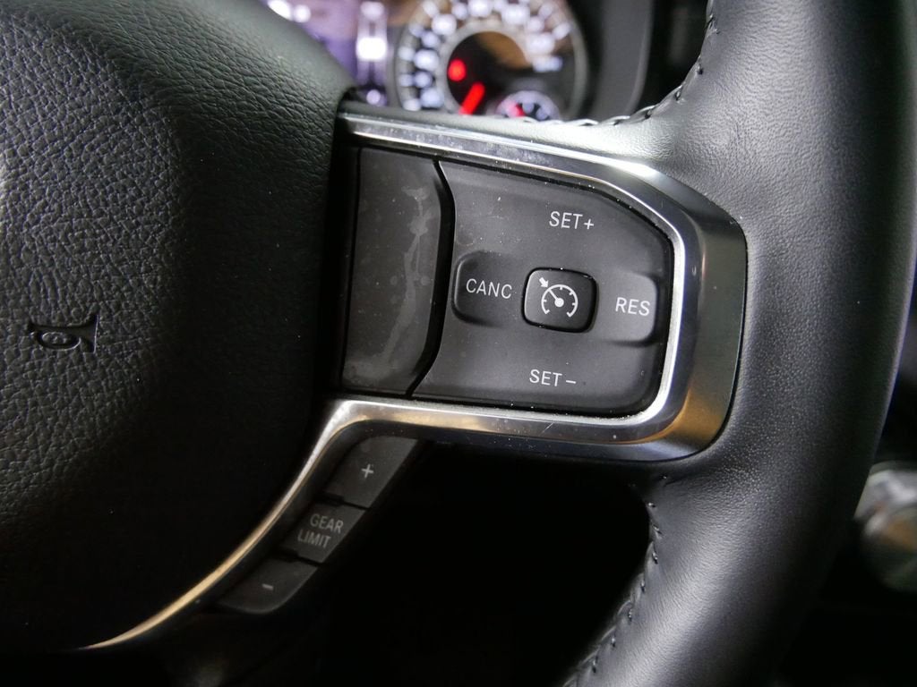 2024 RAM 1500 Laramie Crew Cab 4x4 6'4" Box