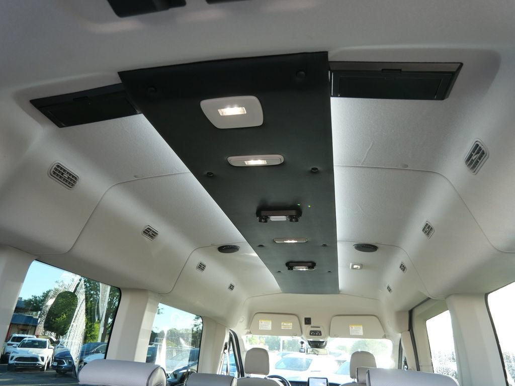 2021 Ford Transit-350 furgoneta de pasajeros XLT