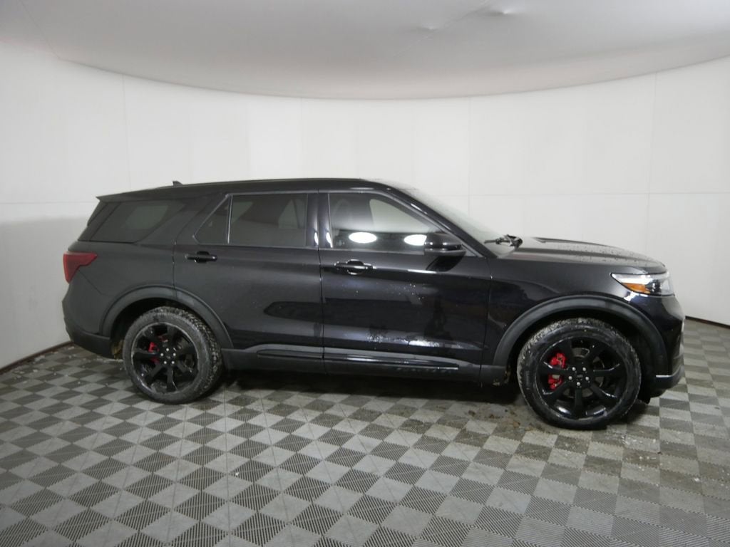 Used 2021 Ford Explorer ST with VIN 1FM5K8GC7MGB90144 for sale in Golden Valley, Minnesota