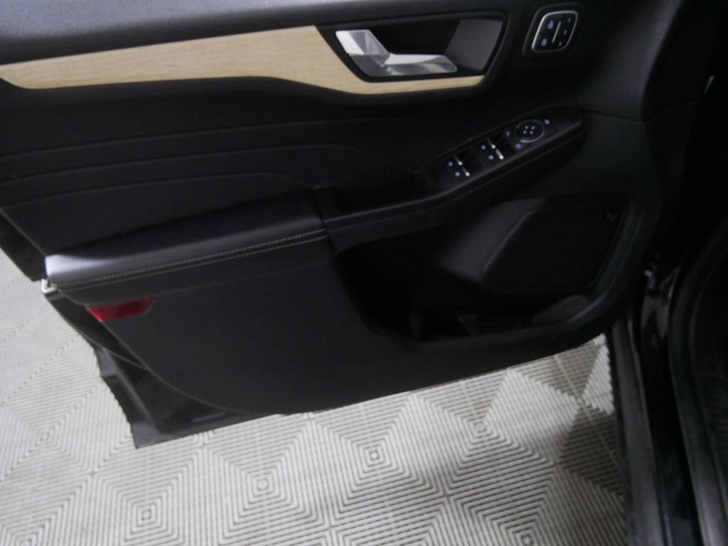 2021 Ford Escape Titanium
