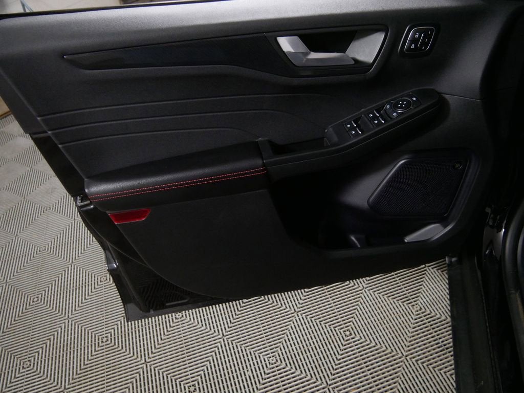 2024 Ford Escape ST-Line Select