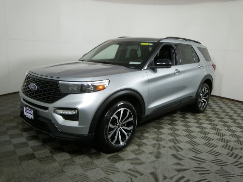 2023 Ford Explorer ST-Line