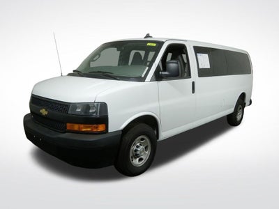 2023 Chevrolet Express Passenger 3500 1LS