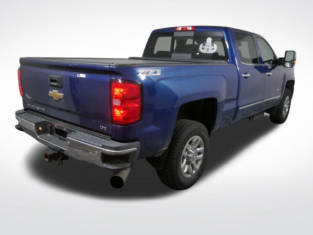 Used 2016 Chevrolet Silverado 2500HD LTZ with VIN 1GC1KWE8XGF158904 for sale in Golden Valley, Minnesota