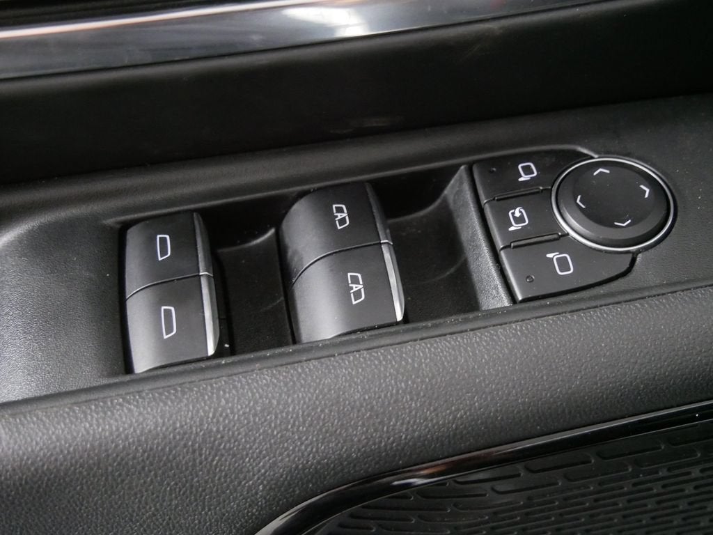 2025 Chevrolet Silverado EV RST - Max Range
