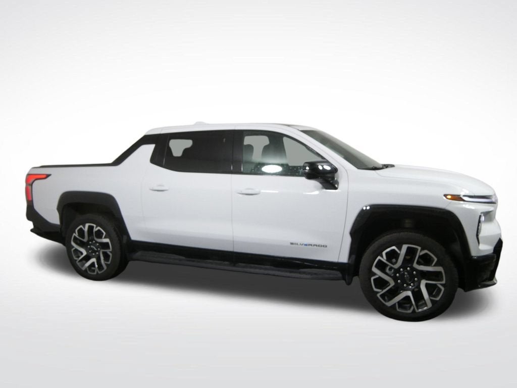 Used 2025 Chevrolet Silverado EV RST with VIN 1GC402EL2SU408785 for sale in Golden Valley, Minnesota