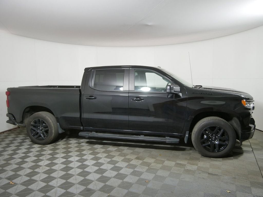 Used 2024 Chevrolet Silverado 1500 RST with VIN 1GCUDEE80RZ175276 for sale in Golden Valley, Minnesota