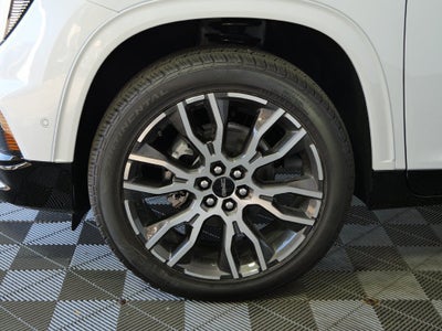 2027 GMC Acadia Denali Ultimate