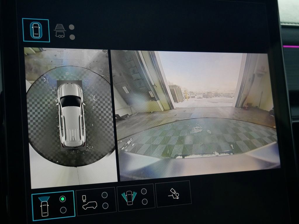 2026 GMC Acadia AT4 - Photo 28