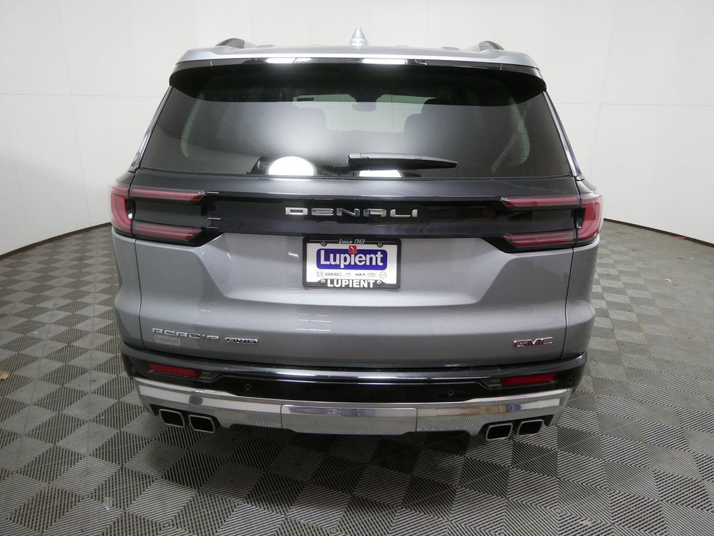 2024 GMC Acadia Denali