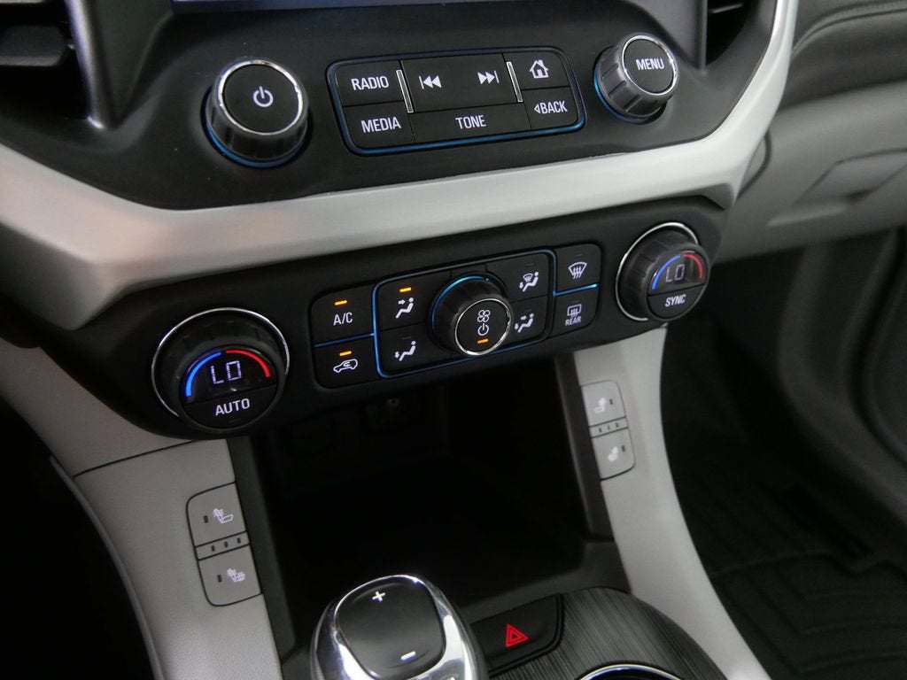 2017 GMC Acadia SLT