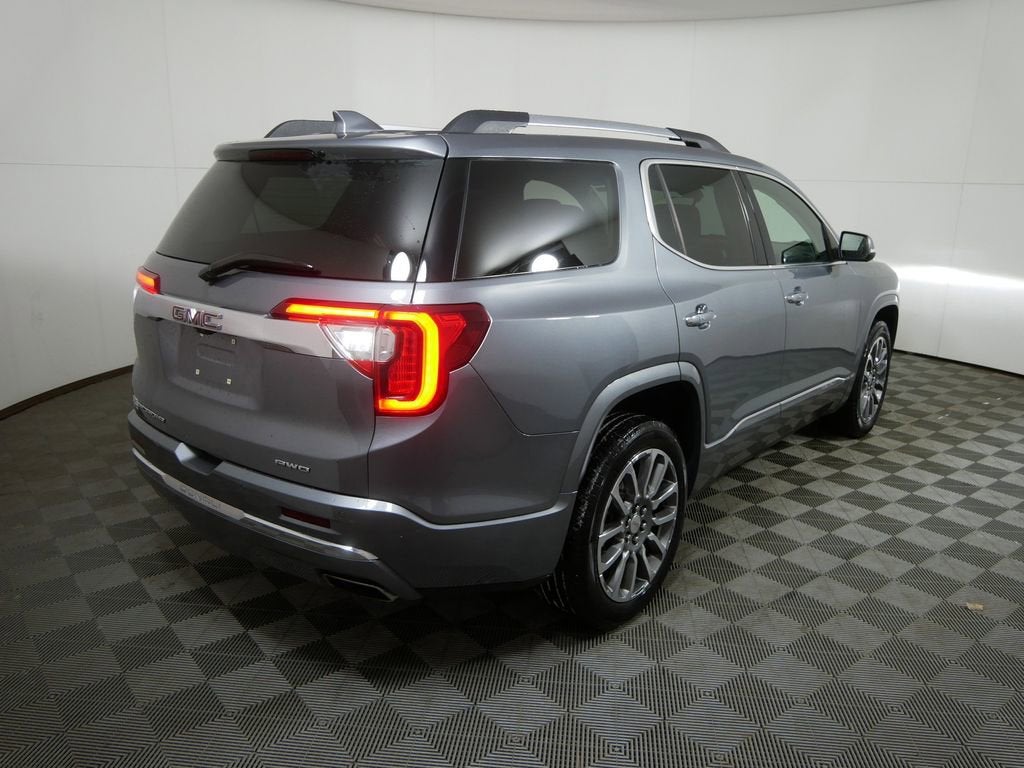 2022 GMC Acadia Denali