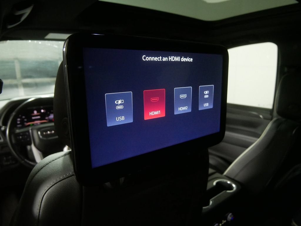2022 GMC Yukon SLT