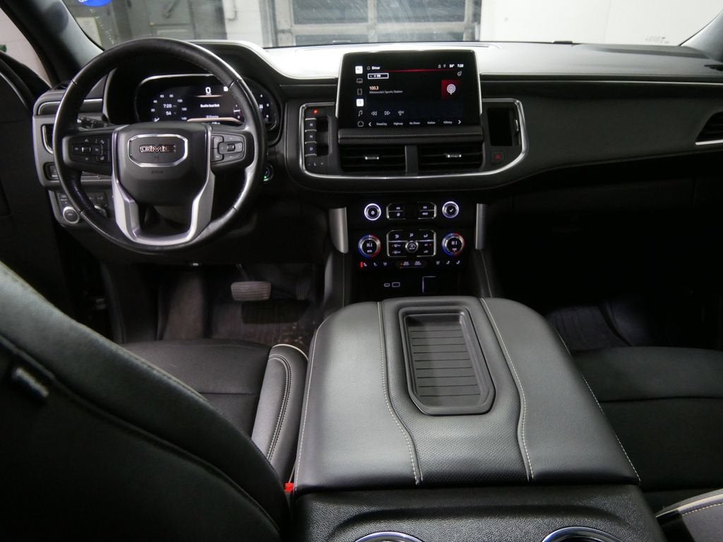 2022 GMC Yukon SLT