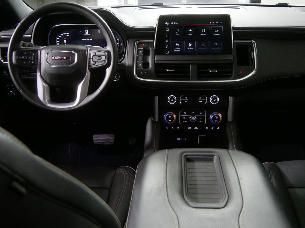 2023 GMC Yukon SLT