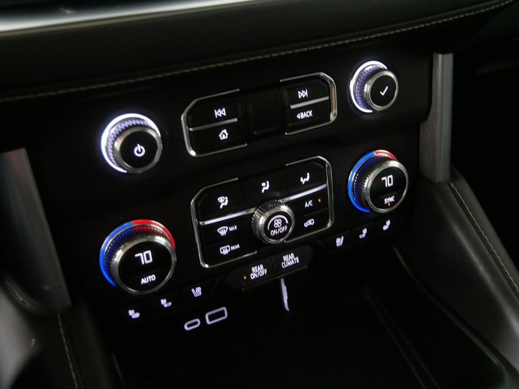 2023 GMC Yukon SLT
