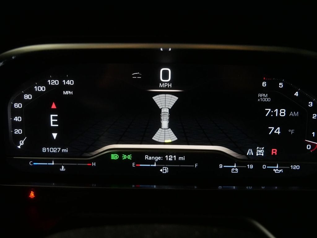 2023 GMC Yukon SLT