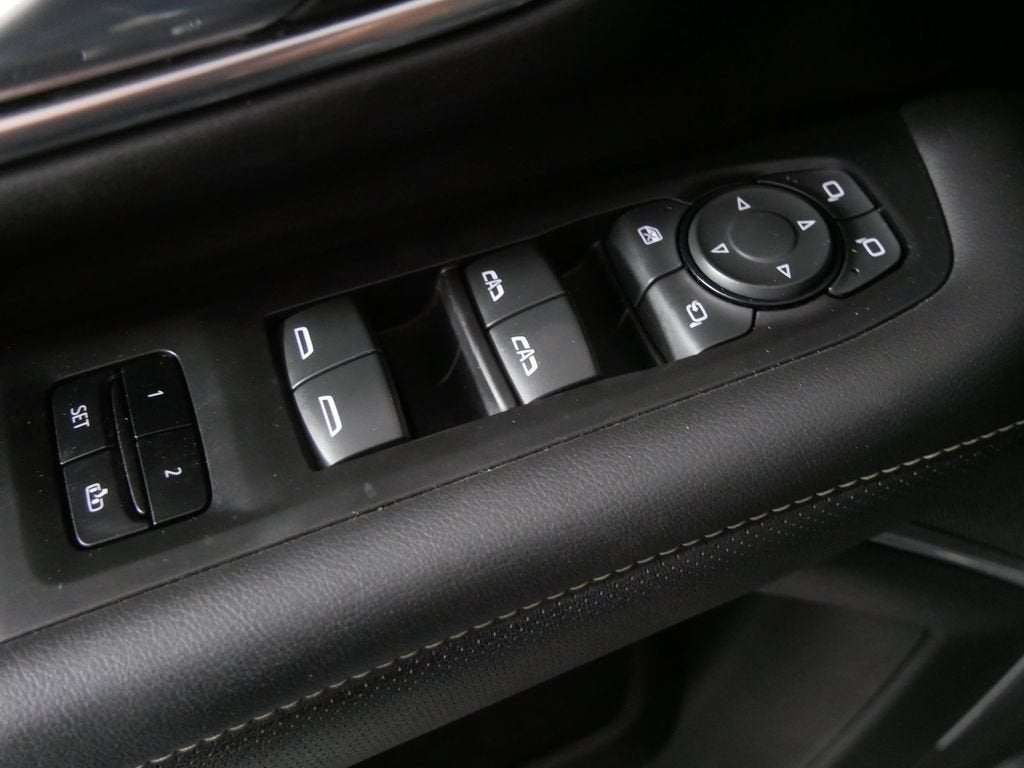 2024 GMC Yukon SLT