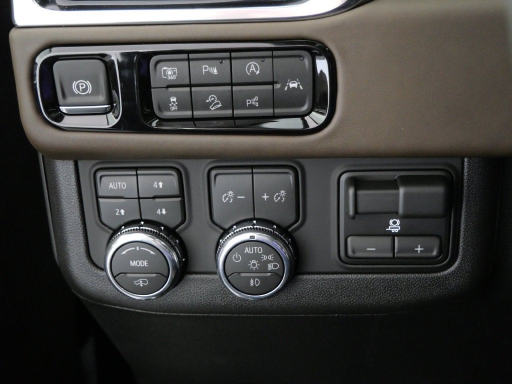 2027 GMC Yukon Denali Ultimate