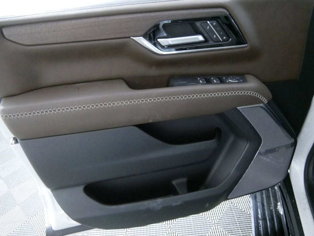 2025 GMC Yukon Denali Ultimate