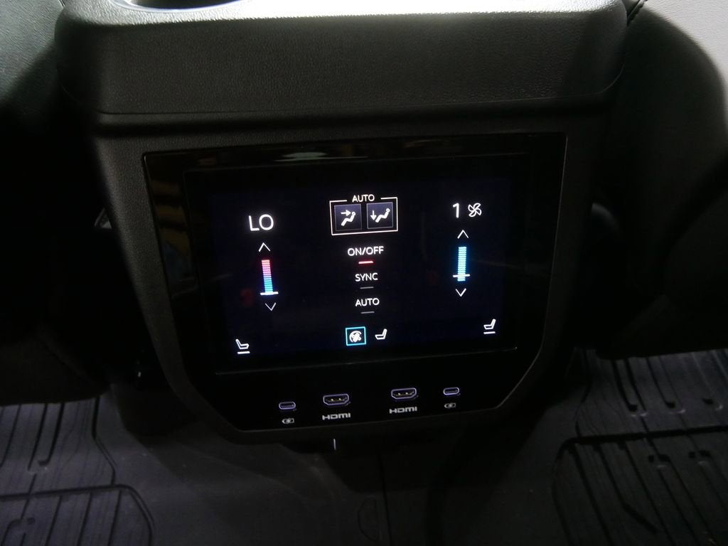 2025 GMC Yukon Denali Ultimate