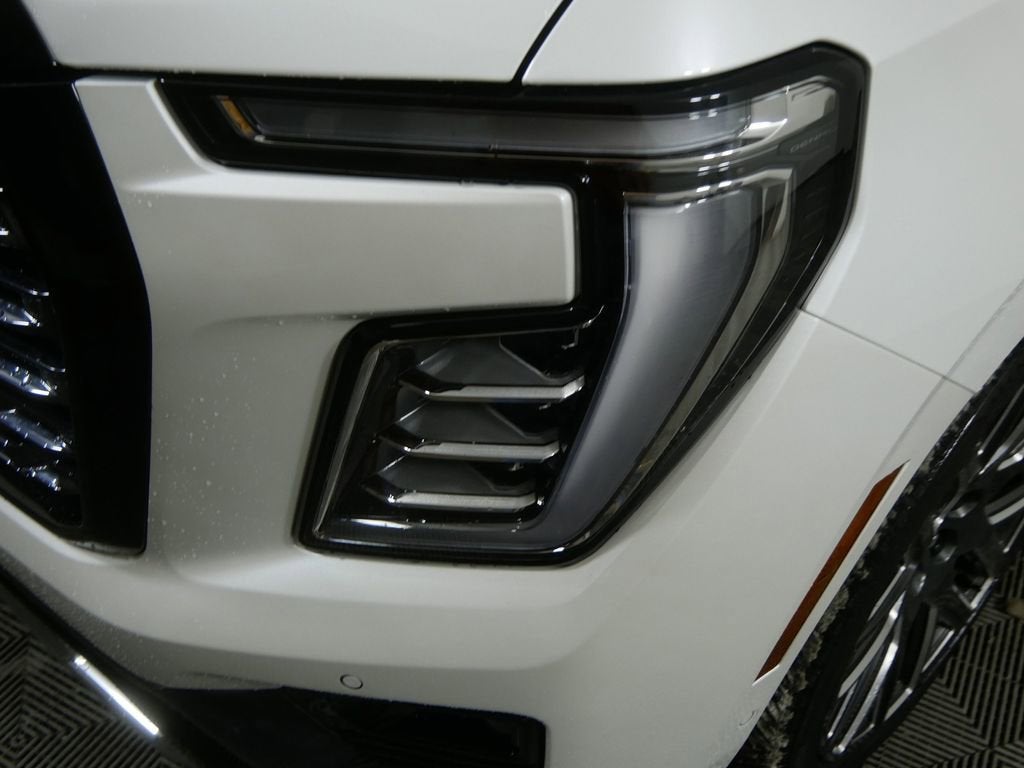 2025 GMC Yukon Denali Ultimate