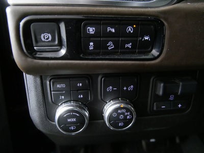 2025 GMC Yukon Denali Ultimate