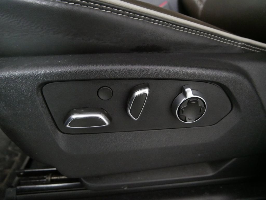 2025 GMC Yukon Denali Ultimate