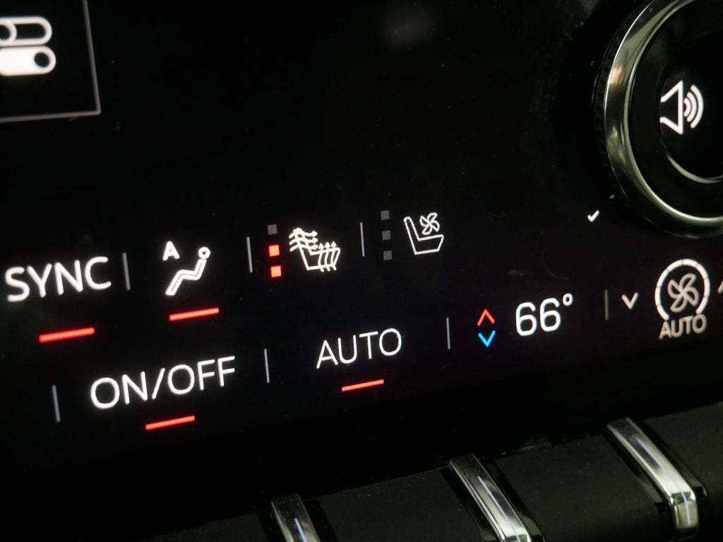 2025 GMC Yukon Denali Ultimate