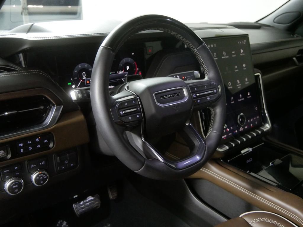 2025 GMC Yukon Denali Ultimate