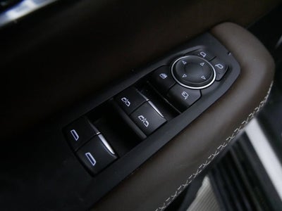 2025 GMC Yukon Denali Ultimate