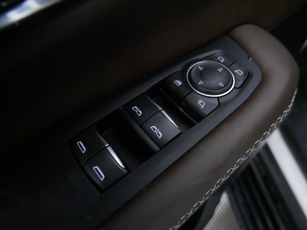 2025 GMC Yukon Denali Ultimate