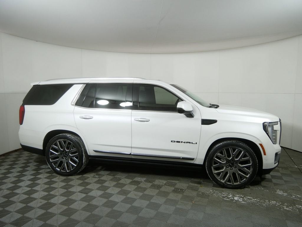 Used 2025 GMC Yukon DENALI ULTIMATE with VIN 1GKS2ER8XSR351428 for sale in Golden Valley, Minnesota