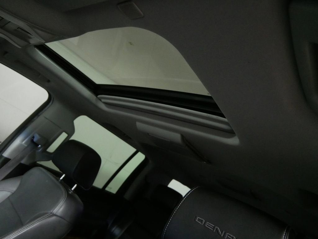 2017 GMC Yukon XL Denali